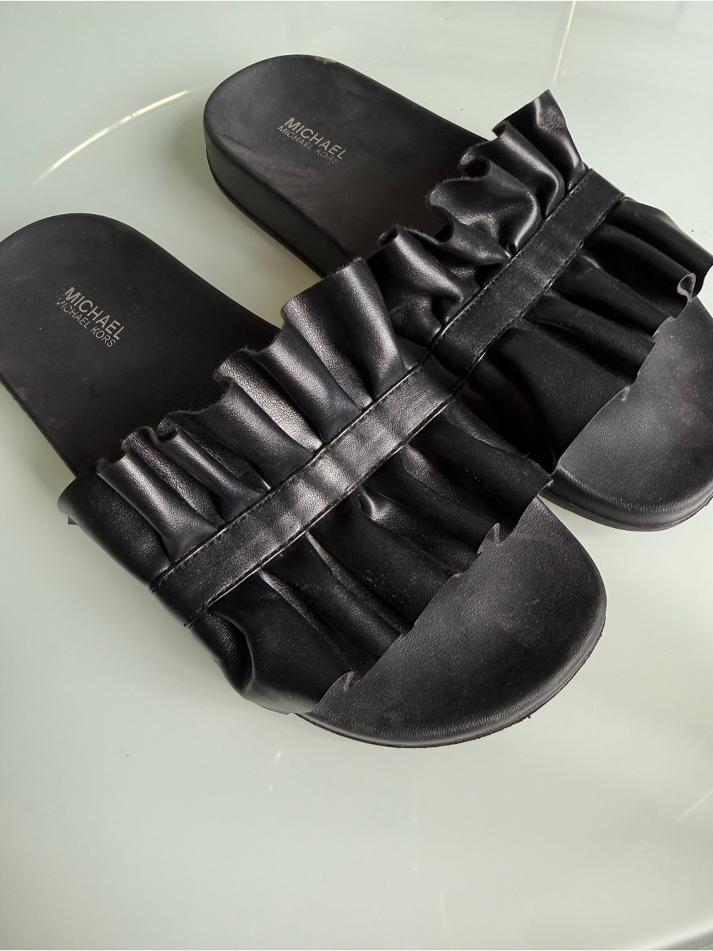 MICHAEL Michael Kors sz 7 Bella Black Ruffle Slide Sandals